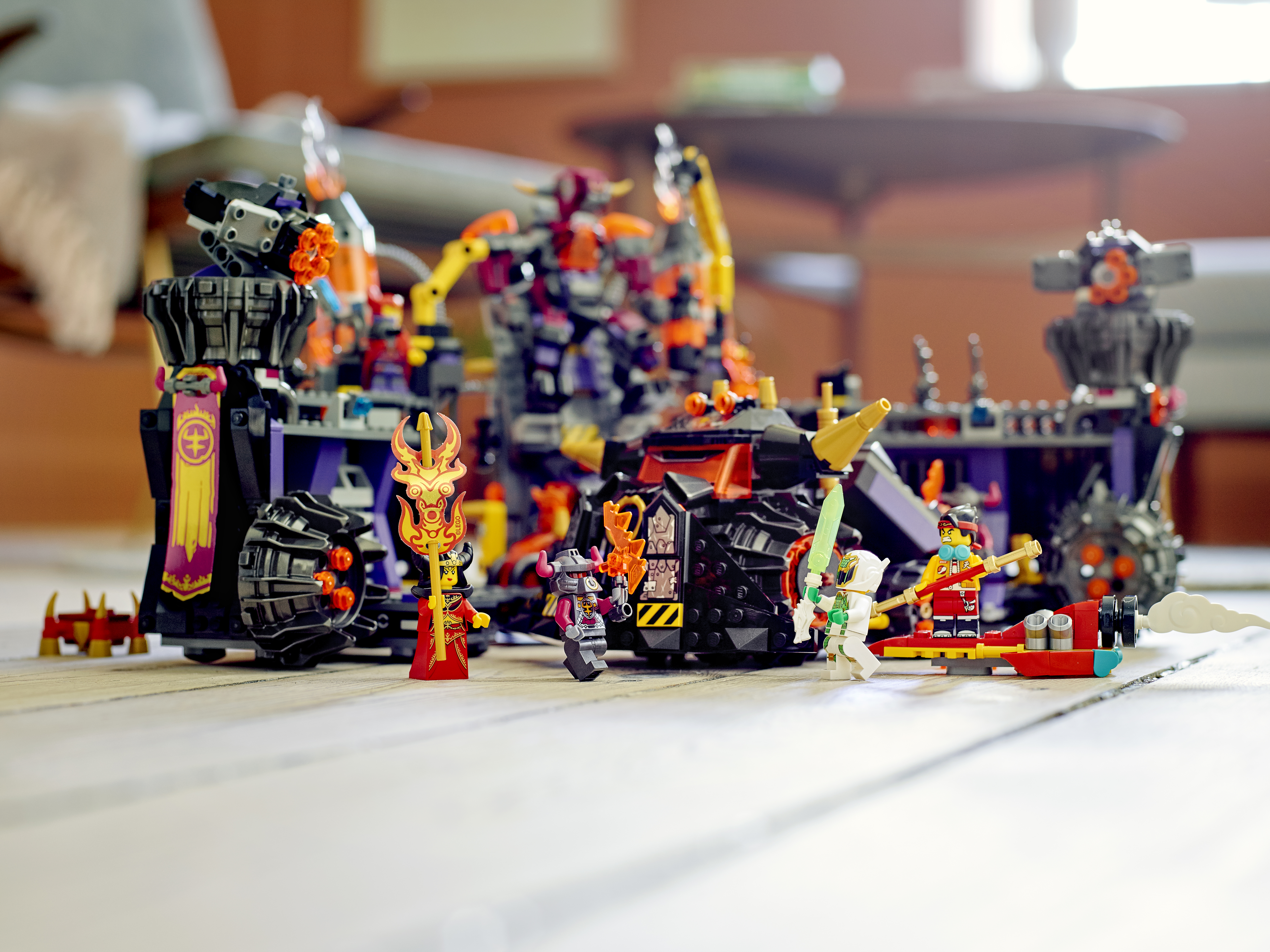 80016_alt10.jpg?fit=crop&