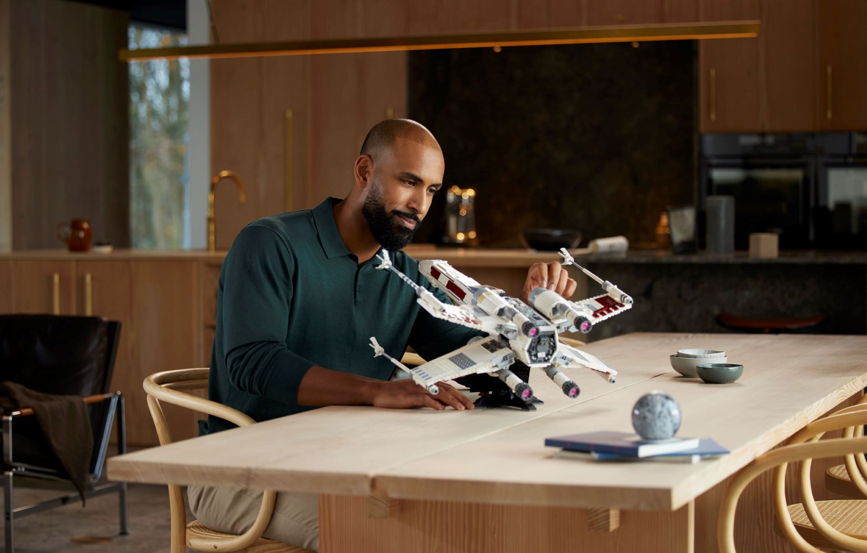 X-Wing Starfighter™ 75355 | Star Wars™ | Buy online at the