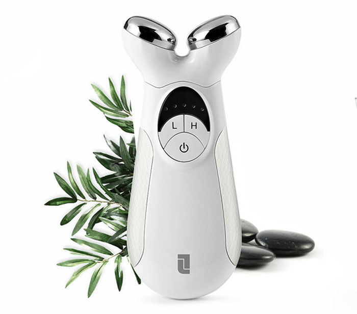 Facial Lifting & Photon Light Therapy_Life Is Travel, Keep Relax