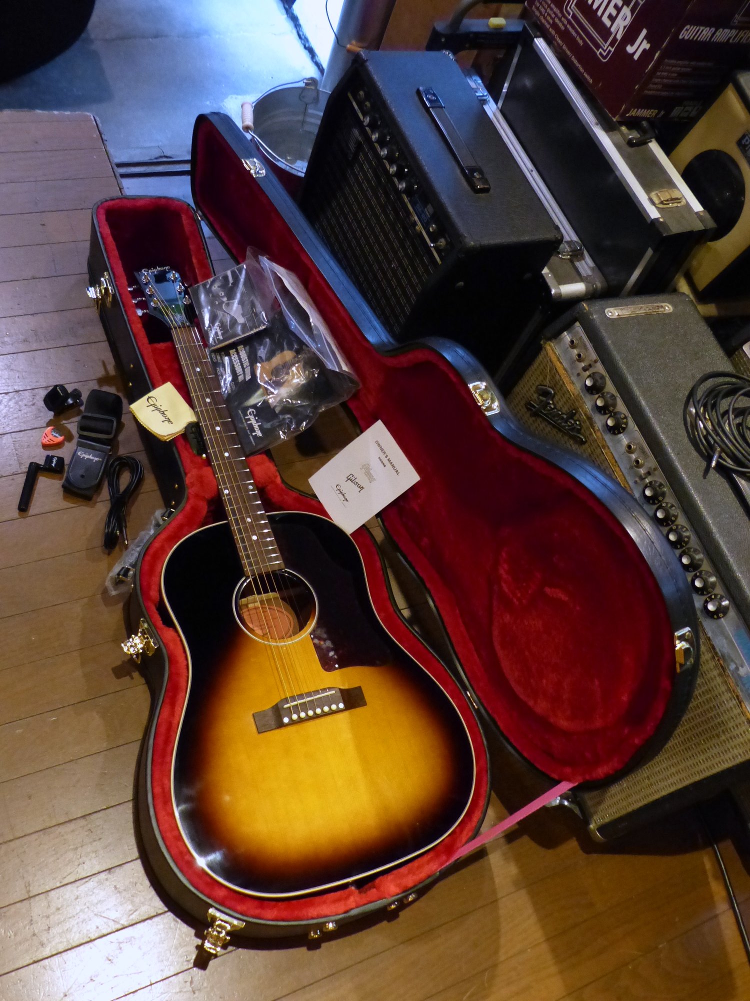 Epiphone '21 Slash J-45 – 京町家のギターショップ ライトニン