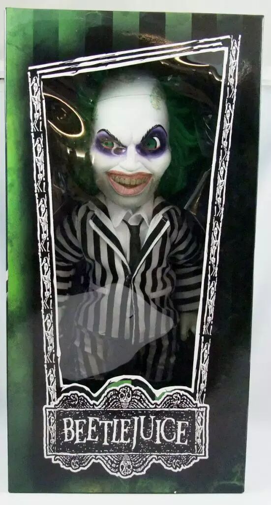 beetlejuice---mezco---mega-
