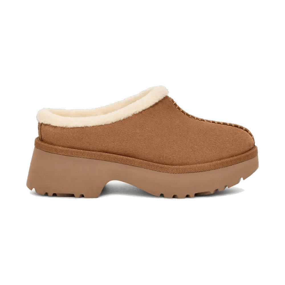 UGG NEW HEIGHTS COZY CLOG CHESTNUT - WOMENS - Lamey Wellehan Shoes