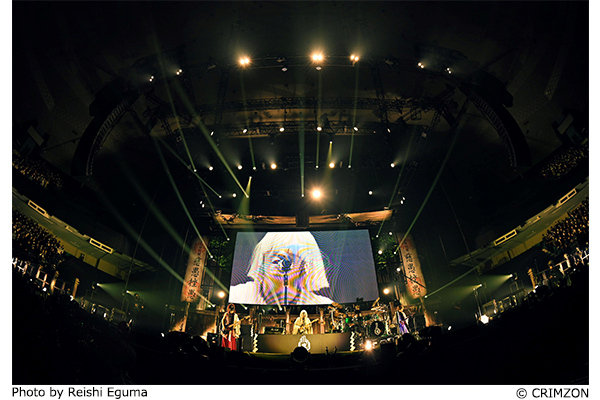 真天地開闢集団-ジグザグ 初の日本武道館での単独禊「慈愚挫愚」の模様