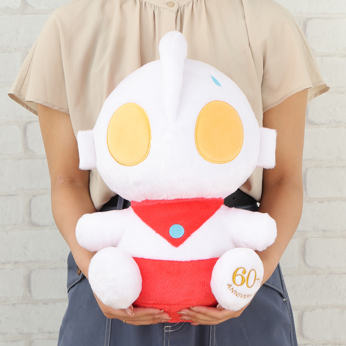 予約商品】 M78ウルトラマン ふわふわ抱っこぬいぐるみ ウルトラマン