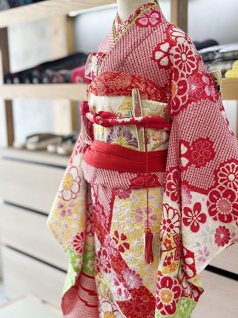 七五三 正絹絞り四つ身着物 絞り 刺繍 長襦袢セット 7歳用 七五三着物