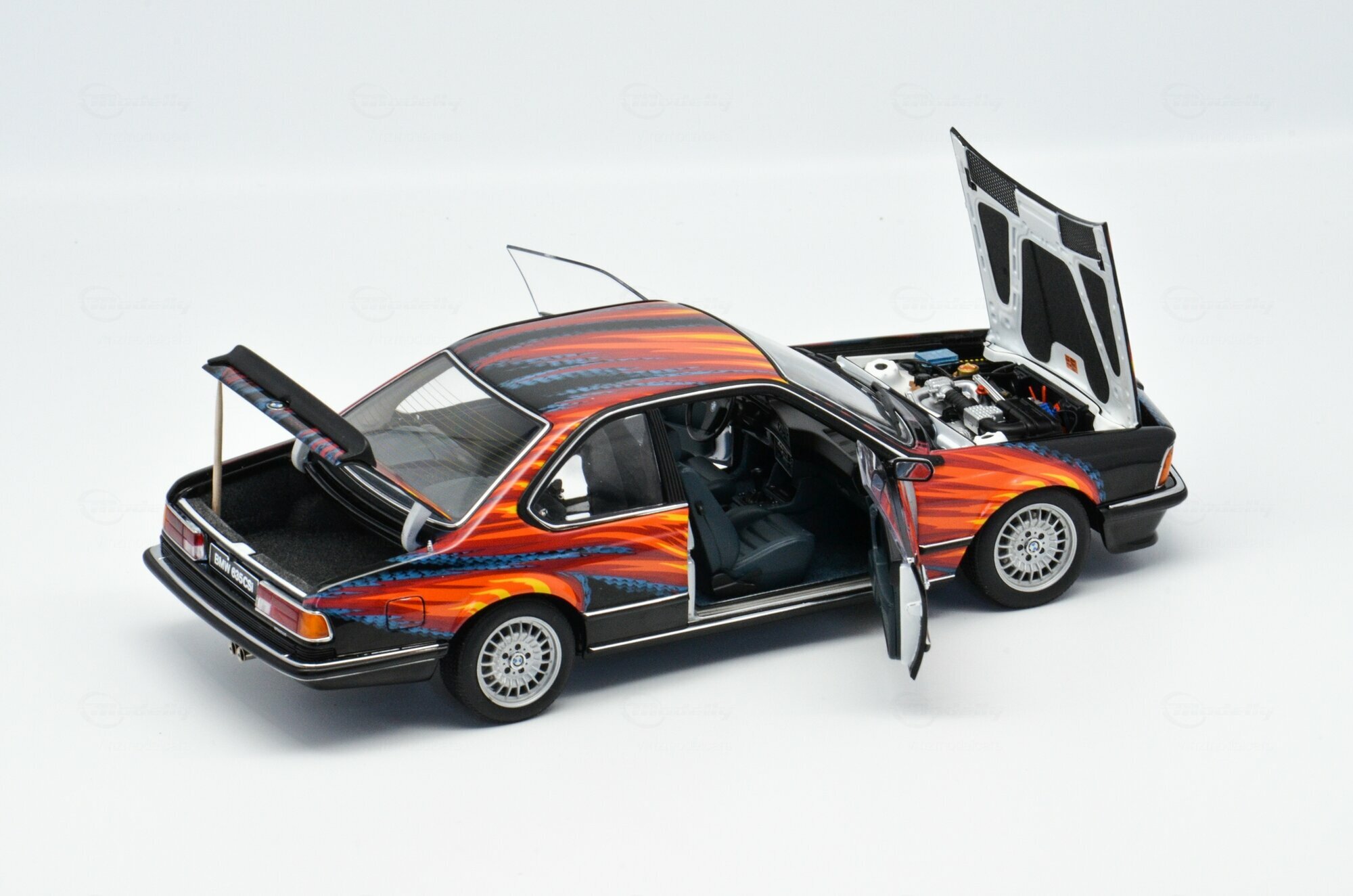 Diecast BMW 635 CSi (E24) Art Car Ernst Fuchs modelcar AUTOart by