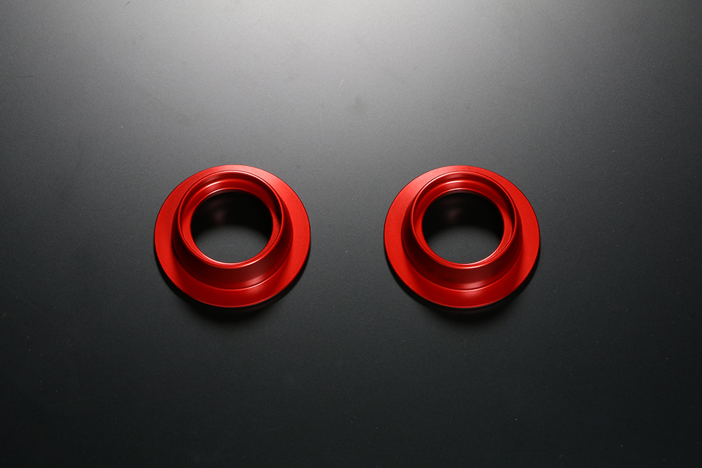 リヤスプリングアジャスター / リヤスプリングマウントシート スイフト