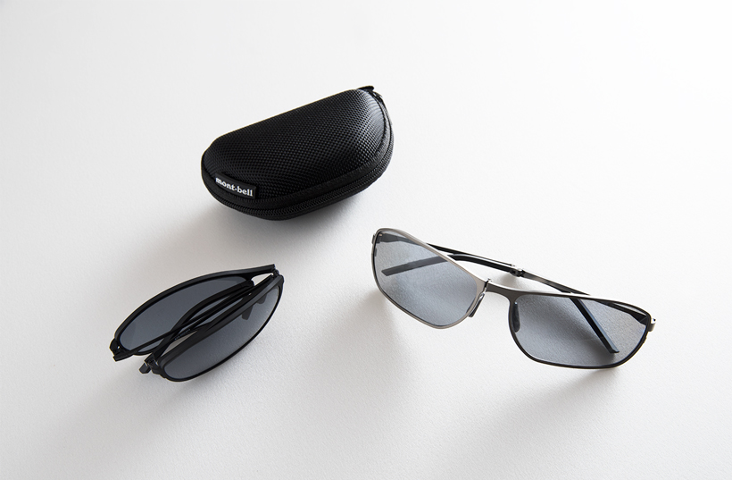 独自の折り畳み構造で軽量コンパクト性に優れる「チタン トレッキング