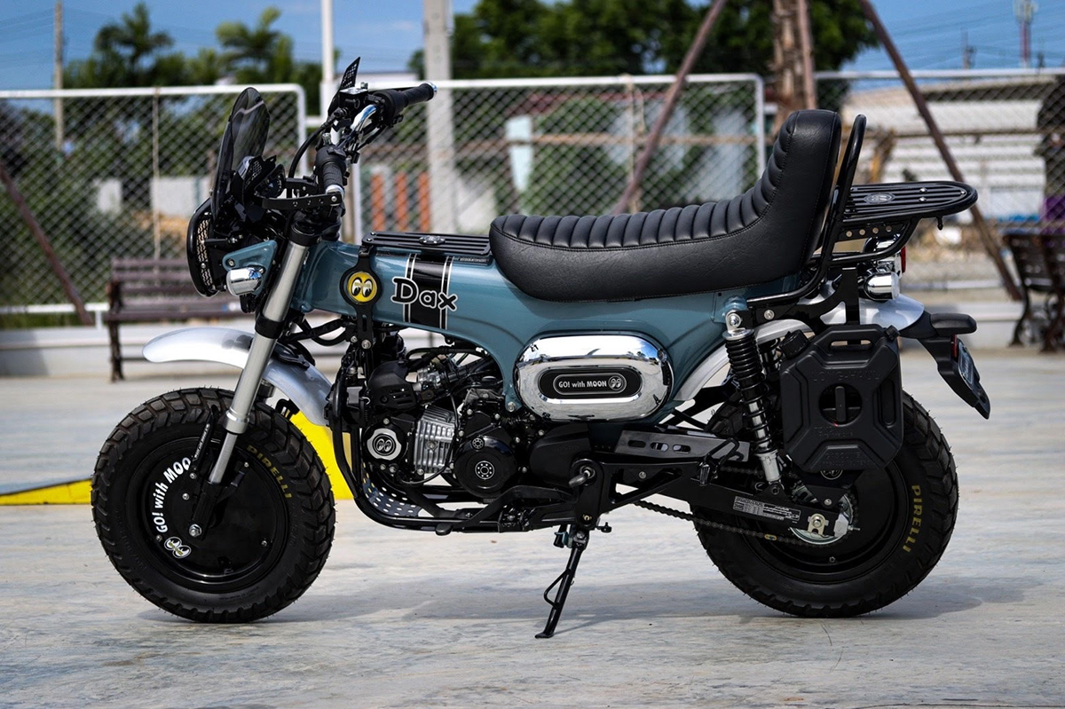 HONDA DAX 125 MOONEYES STYLE - MOONEYES (Japanese)