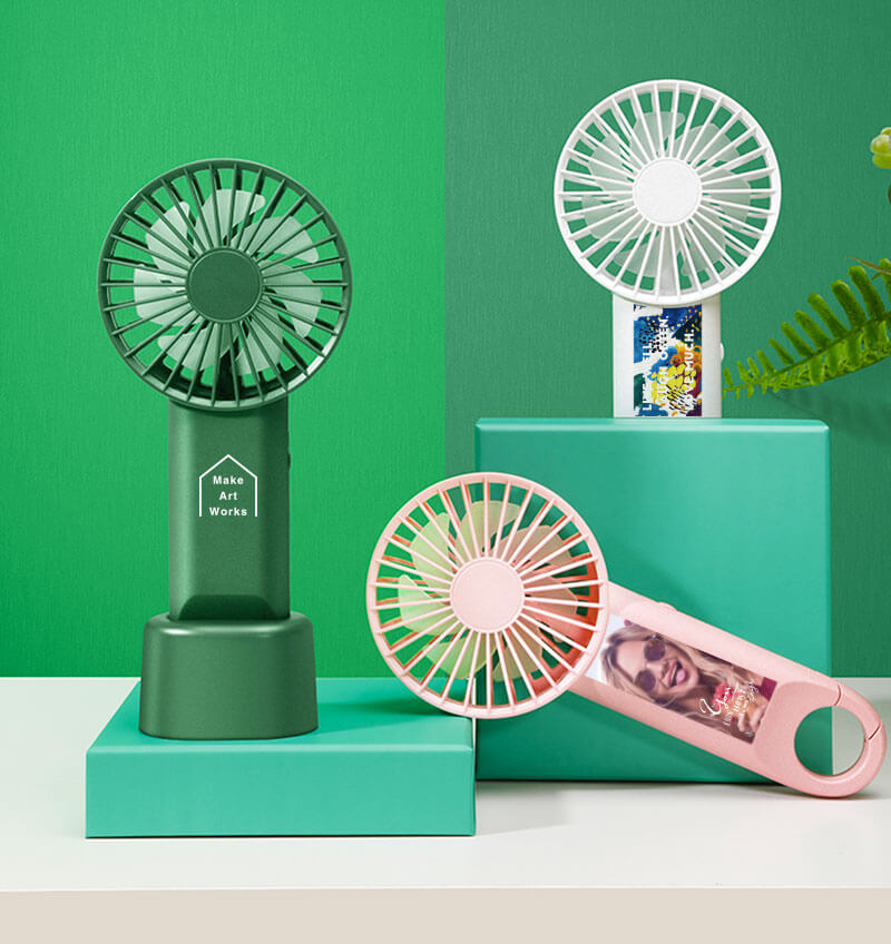 カラビナ付きハンディファンの名入れ・オリジナル・ノベルティを製作