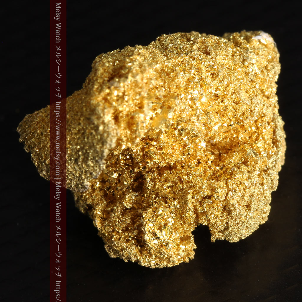 3.6gの砂金の集まりのような非常に微細・繊細な自然金