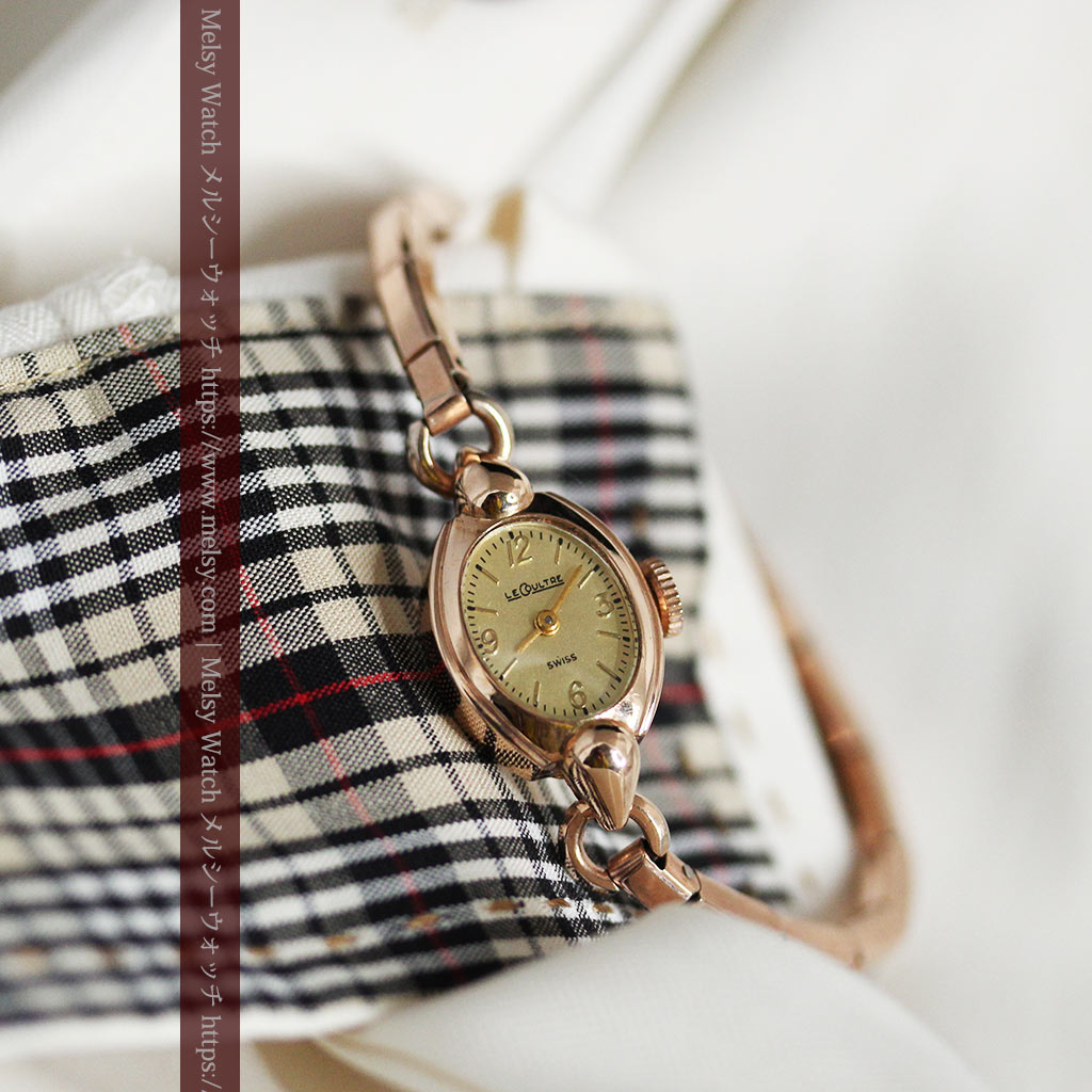 ジャガールクルトのローズ色の女性用アンティーク腕時計 【1940年頃】