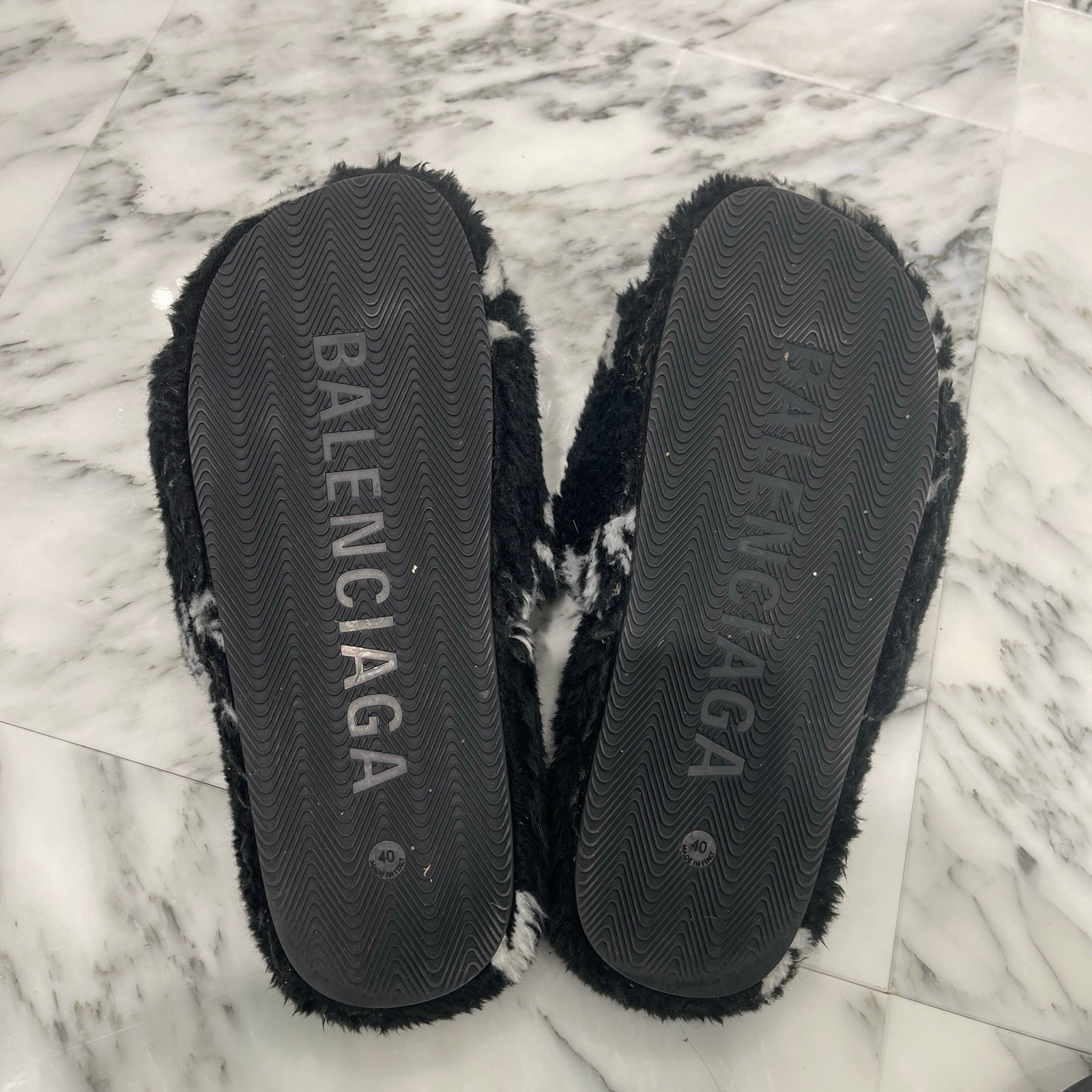 BALENCIAGA 2019AW FURRY SLIDE FAKE FUR SANDLES 624515 Size 40