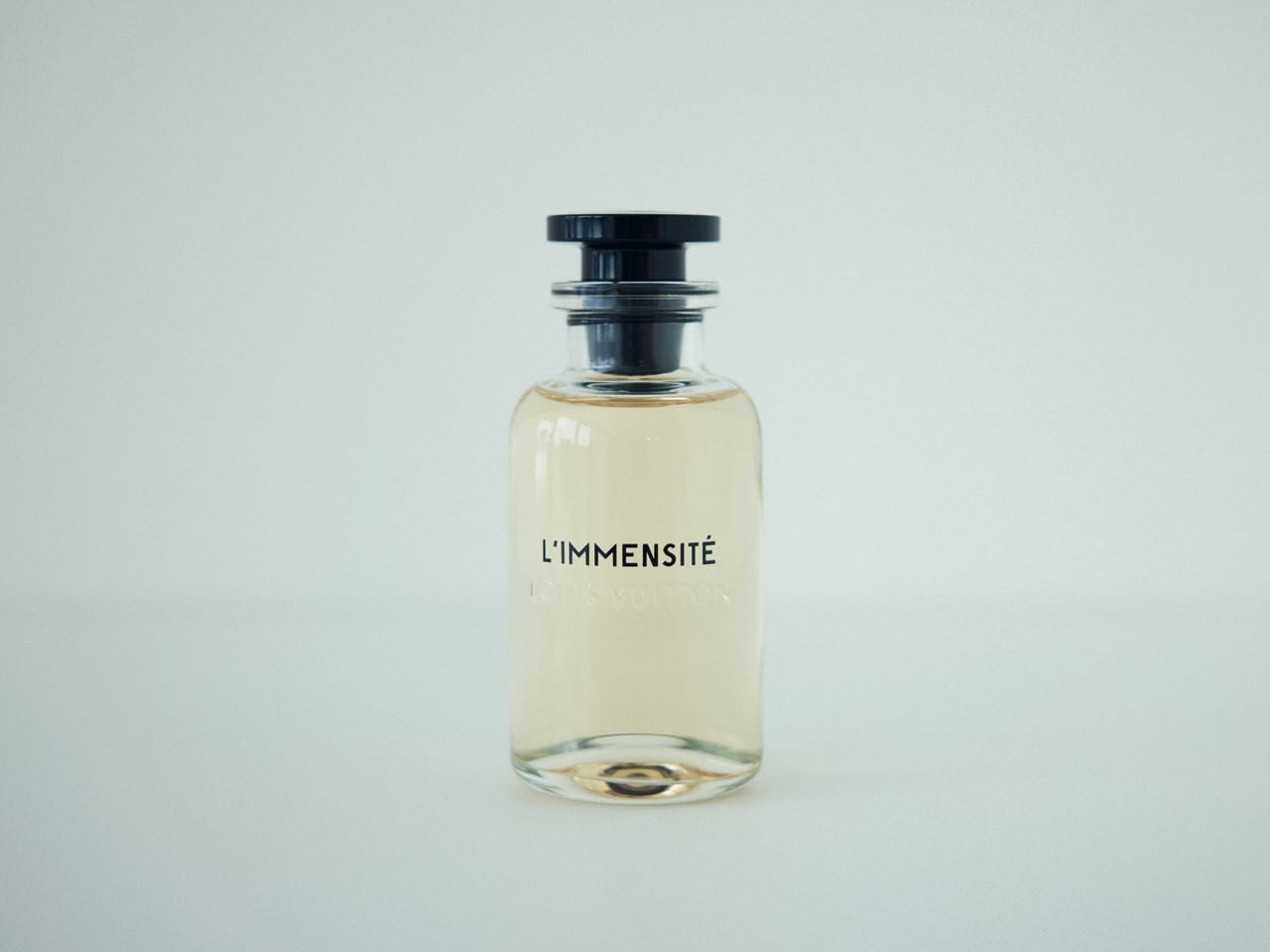 最速！ルイ・ヴィトンの大型新作フレグランス「LVERS（LV ラバーズ