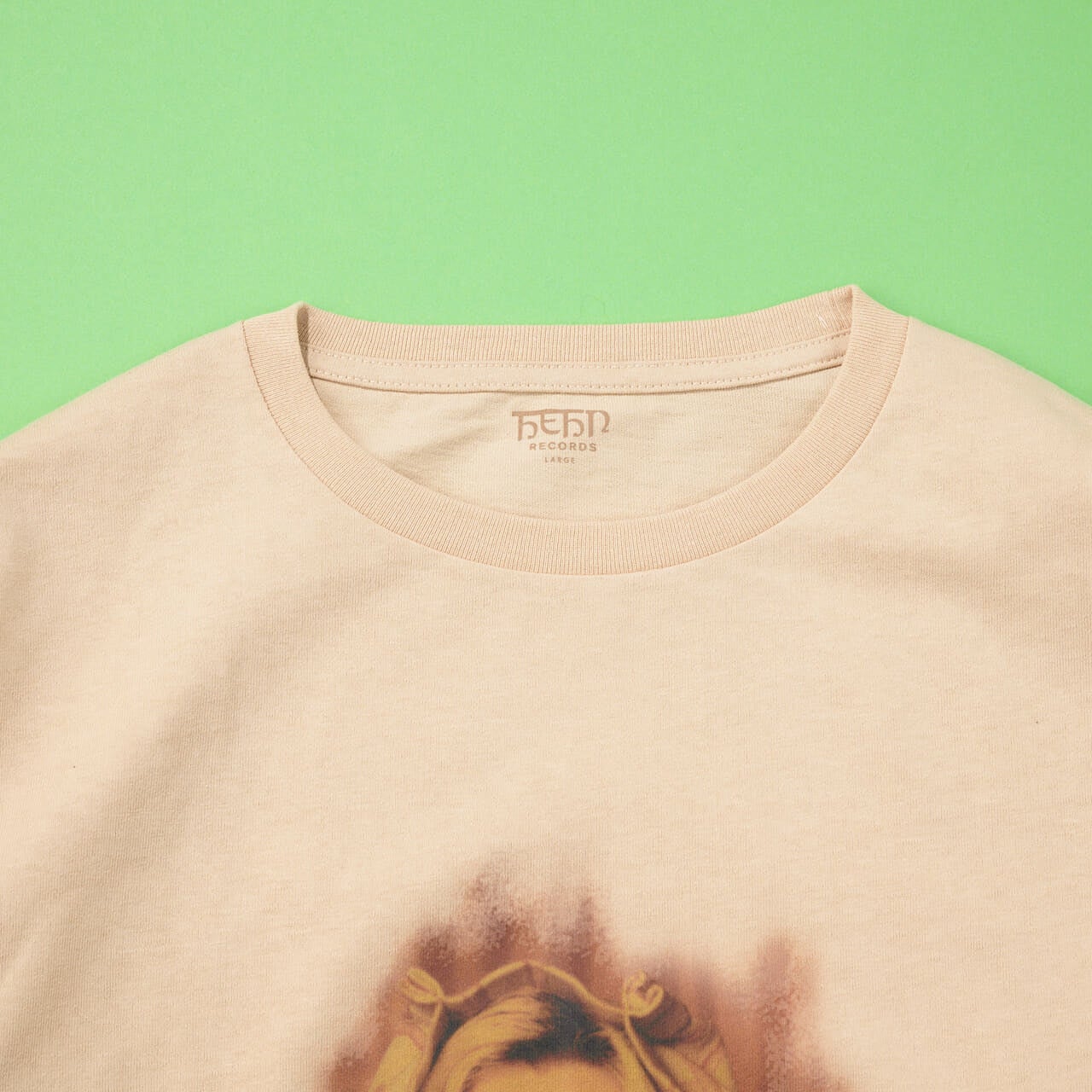 初ゲットの藤井風さん公式グッズ。「Prema」のアルバムジャケットの