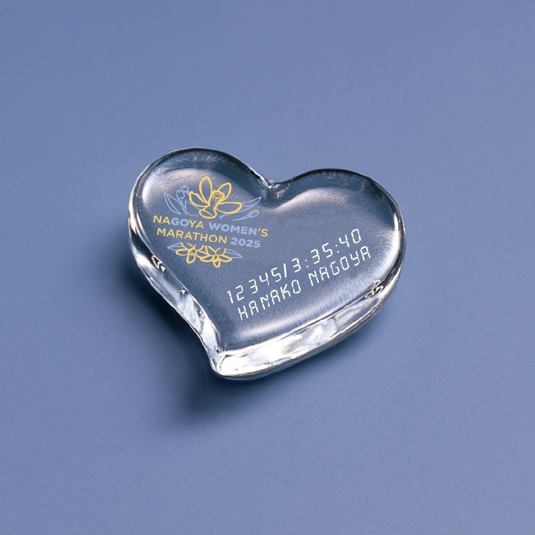 受注販売】ハート型クリスタルペーパーウエイト（申込期間：3月9日〜4