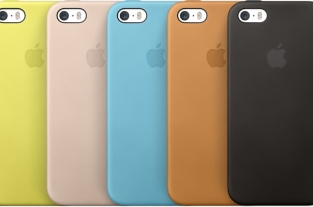 AppleのiPhone 5/iPhone 5s用レザーケース「iPhone 5s case」を