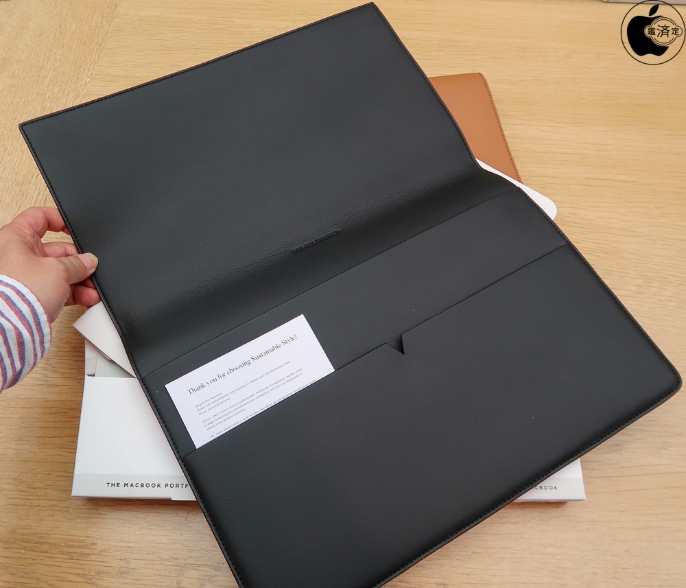 Apple Store、von HolzhausenのMacBook Pro 14インチ用ケース「von
