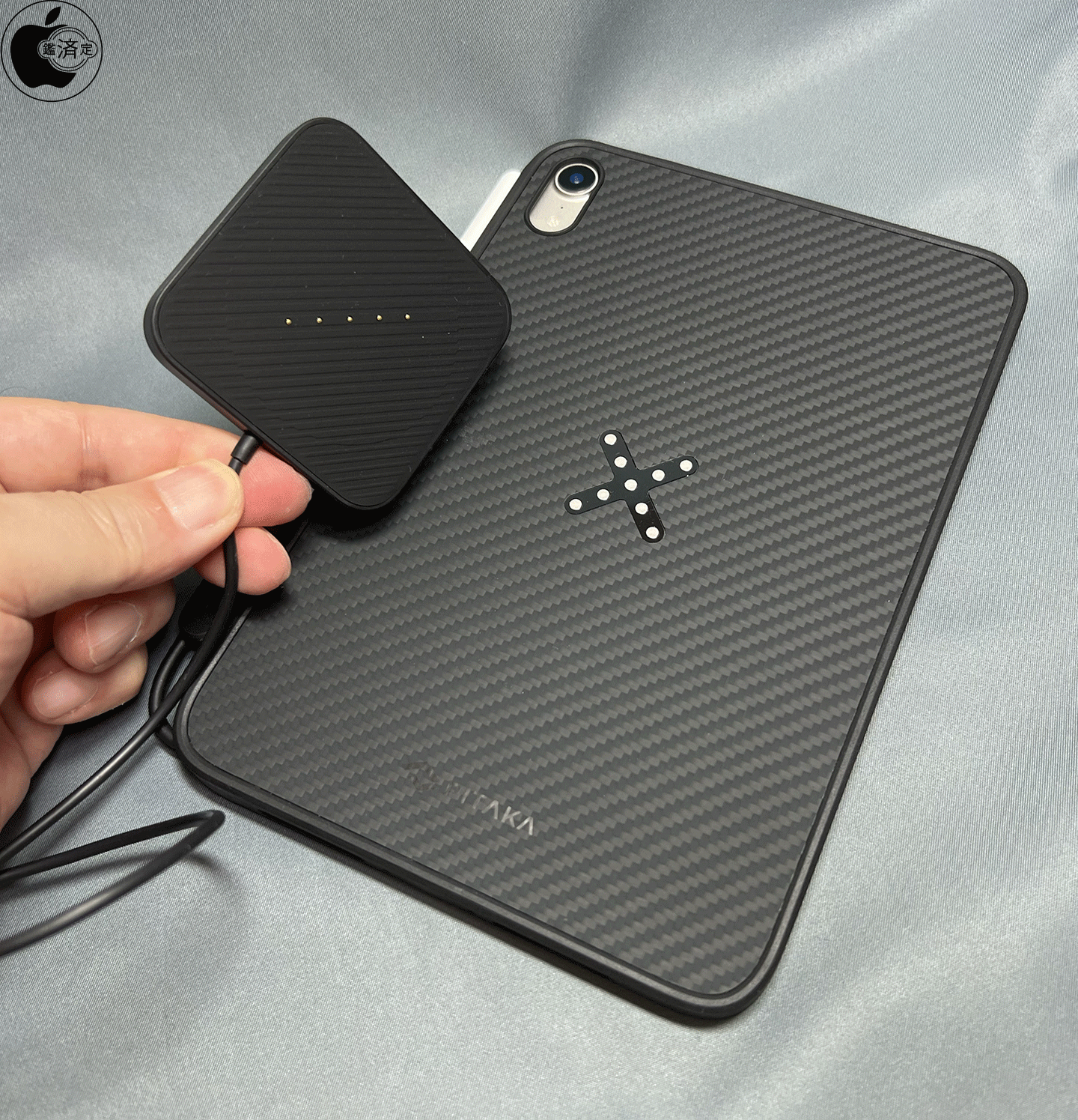 PITAKAのiPad mini (6th Generation)用マグネット充電対応耐衝撃ケース