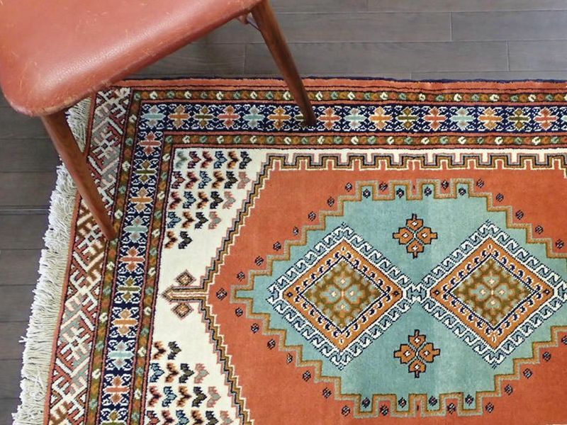 新品 ペルシャ 絨毯 トルクメン 1.4m アクセント サイズ 143 x 98 cm