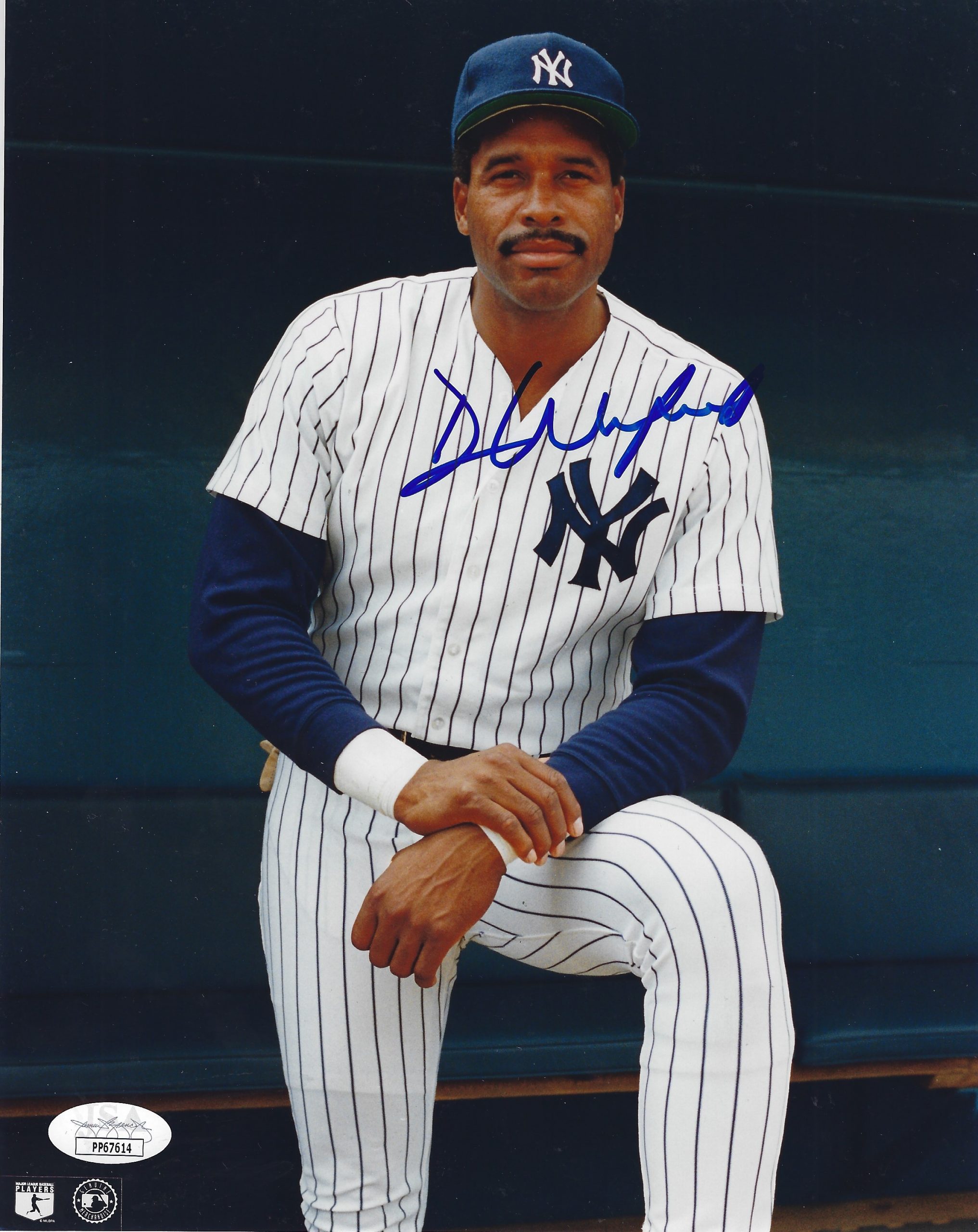 Autographed DAVE WINFIELD 8X10 New York Yankees Photo JSA - Main