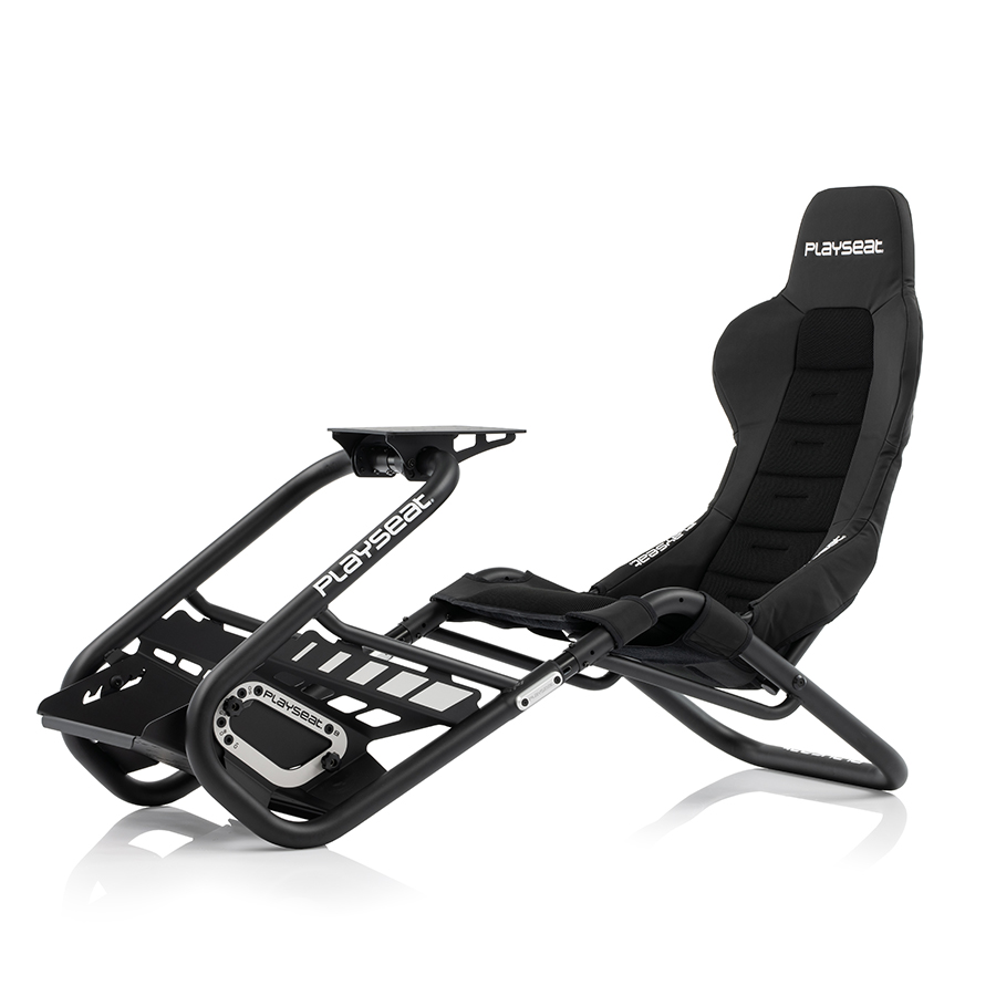 Playseat Trophy – 株式会社マイルストーン