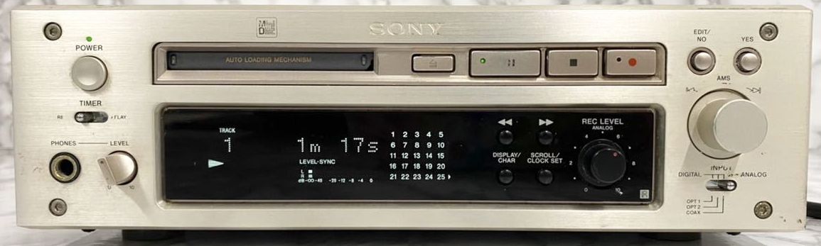 Sony MDS-J3000 [MiniDisc Wiki]