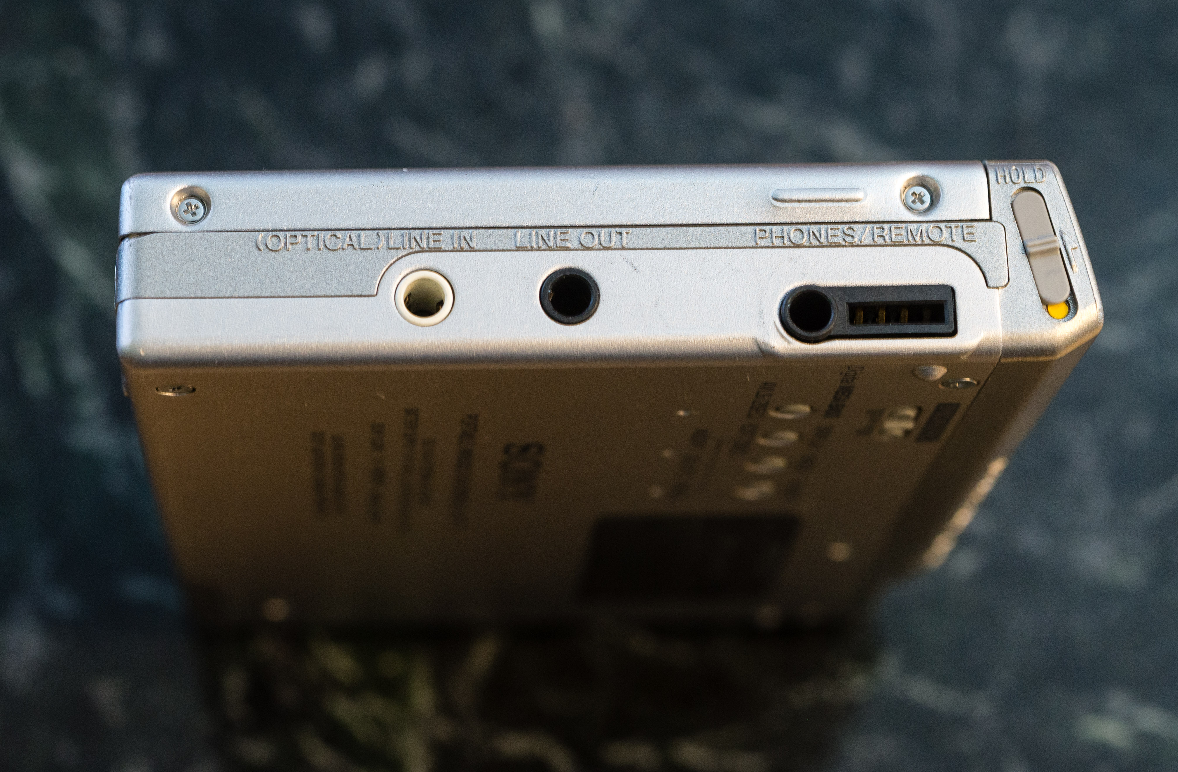 Sony MZ-R37 [MiniDisc Wiki]