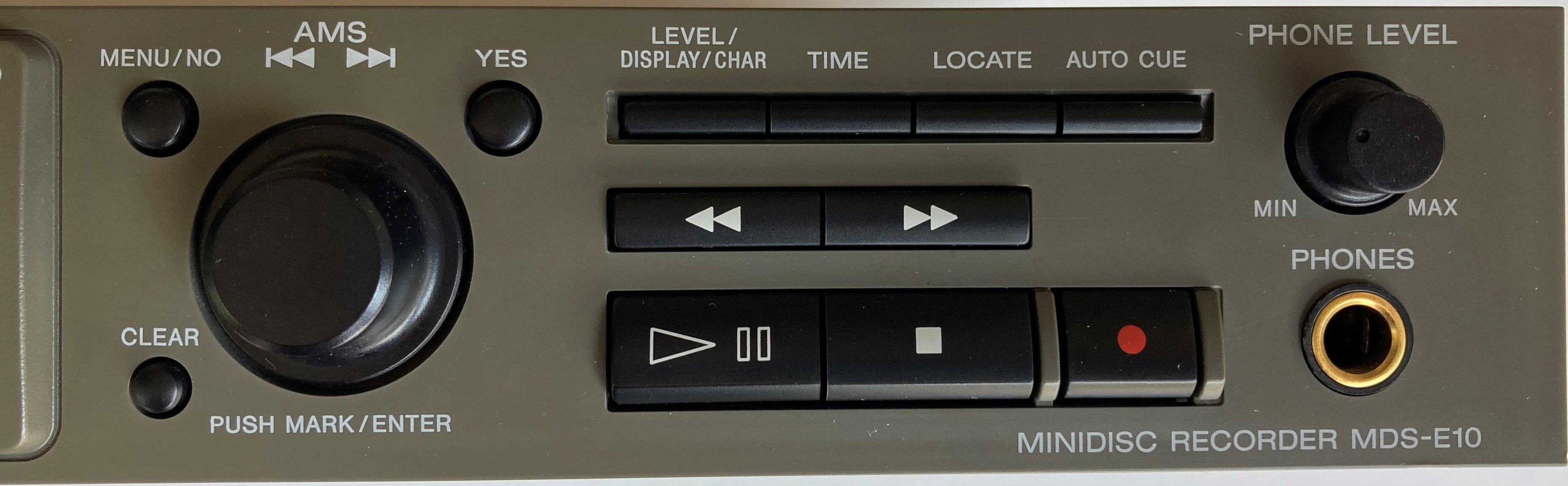 Sony MDS-E10 [MiniDisc Wiki]