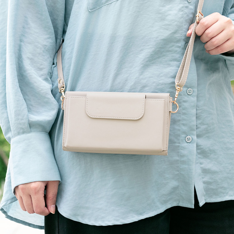 iPhone/スマートフォン対応 ポーチ 「SHOULTY MULTI POUCH」 マルチ