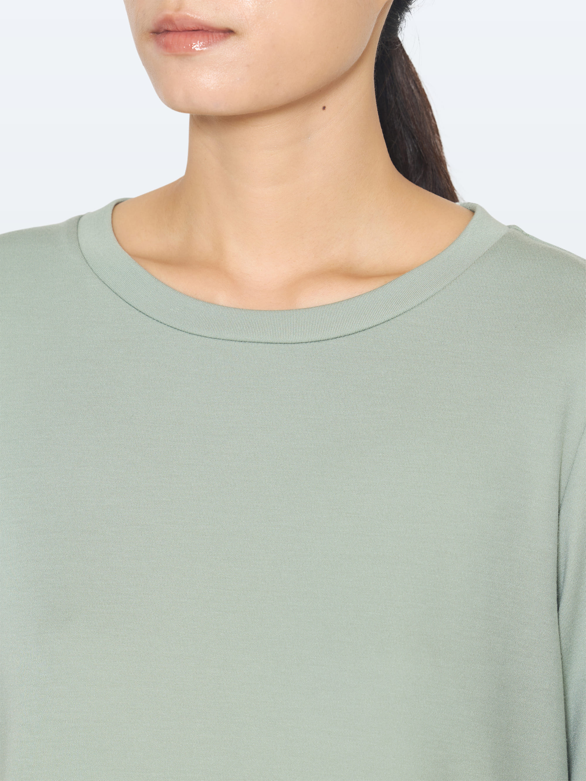 リファバイタルテック モイストスムースロングスリーブプルオーバー+