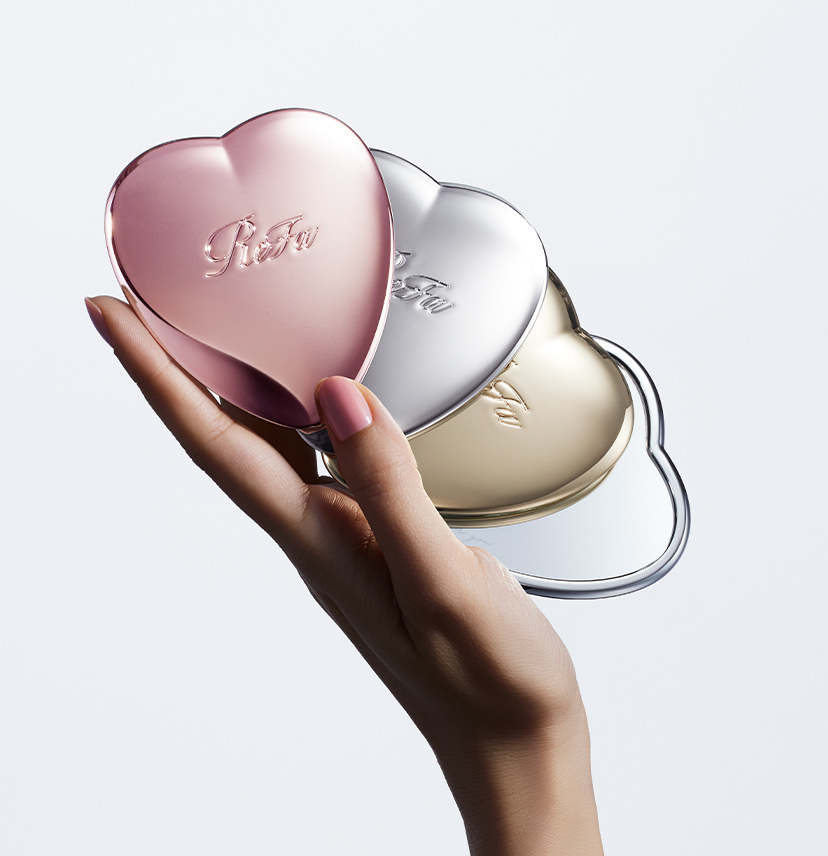 ハートがきらめく、ヘアメイクミラー。ReFa HEART MIRROR（リファ