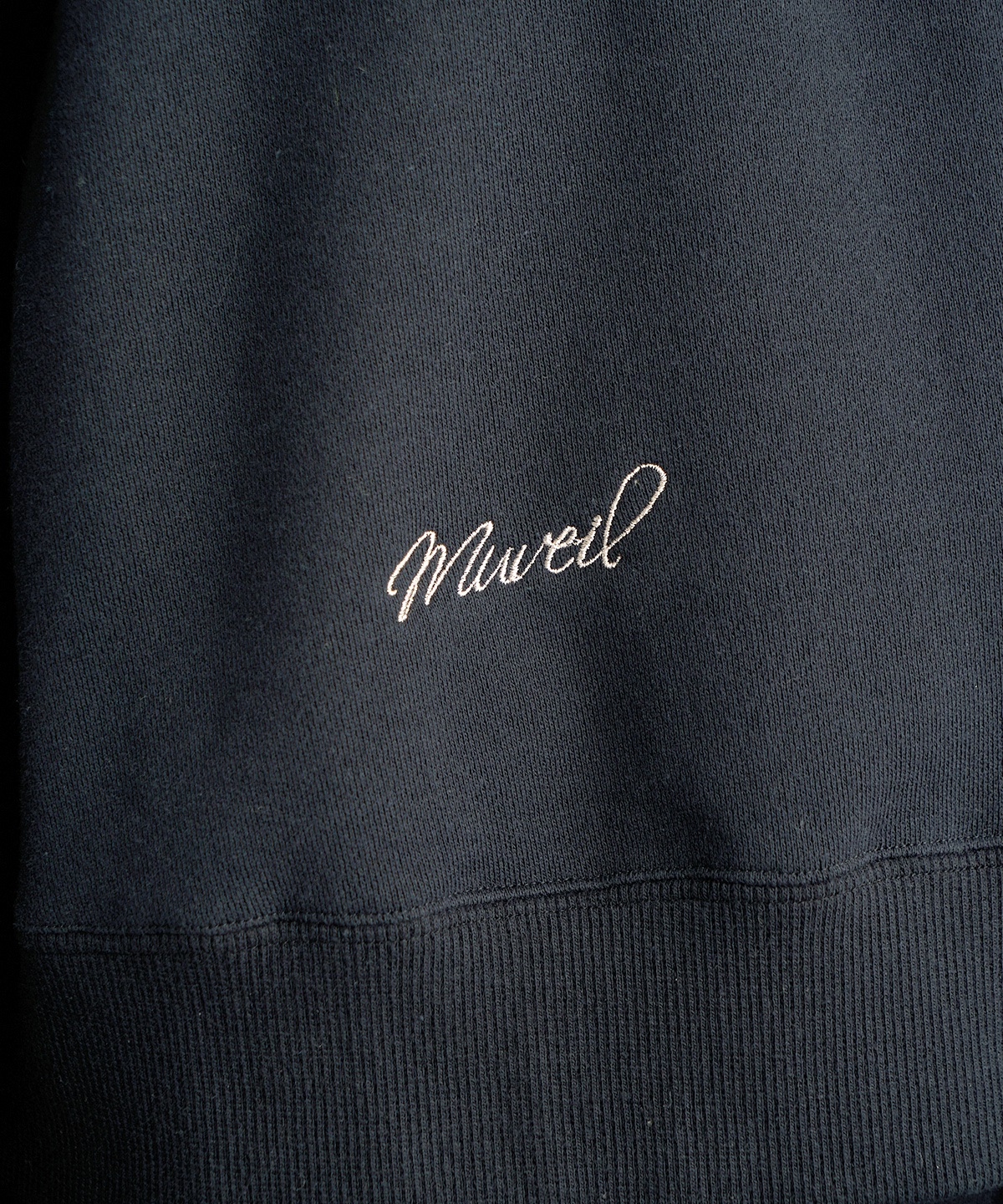 レース襟付きスウェットプルオーバー | MUVEIL Online Shop