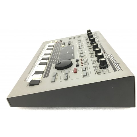 Roland MC-303 Groovebox | Sintetizzatori Roland