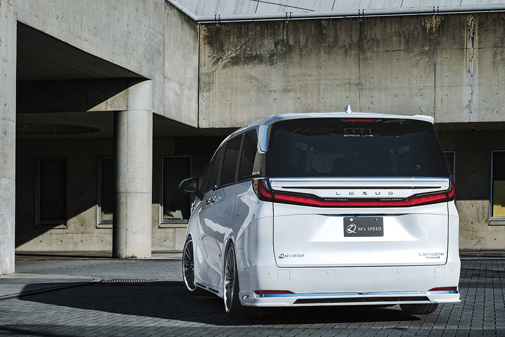 M'z SPEED 新車カスタムコンプリートカー | LEXUS LM500h GRACE LINE