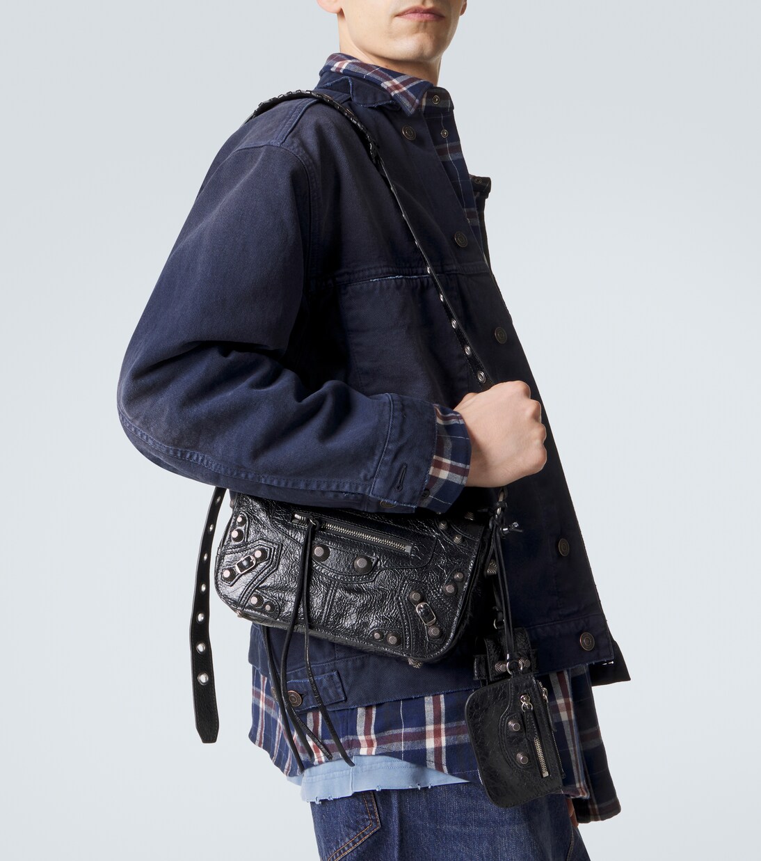 Le Cagole XS leather crossbody bag in black - Balenciaga | Mytheresa