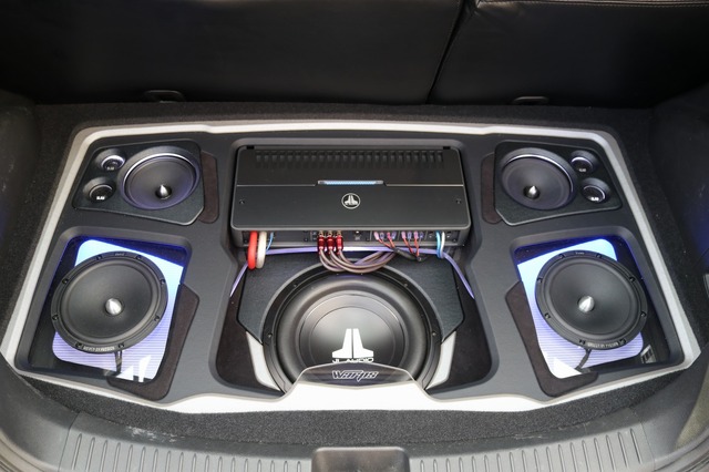 カスタム・オーディオマシン SpecialFeature!! MAZDA DEMIO（オーナー