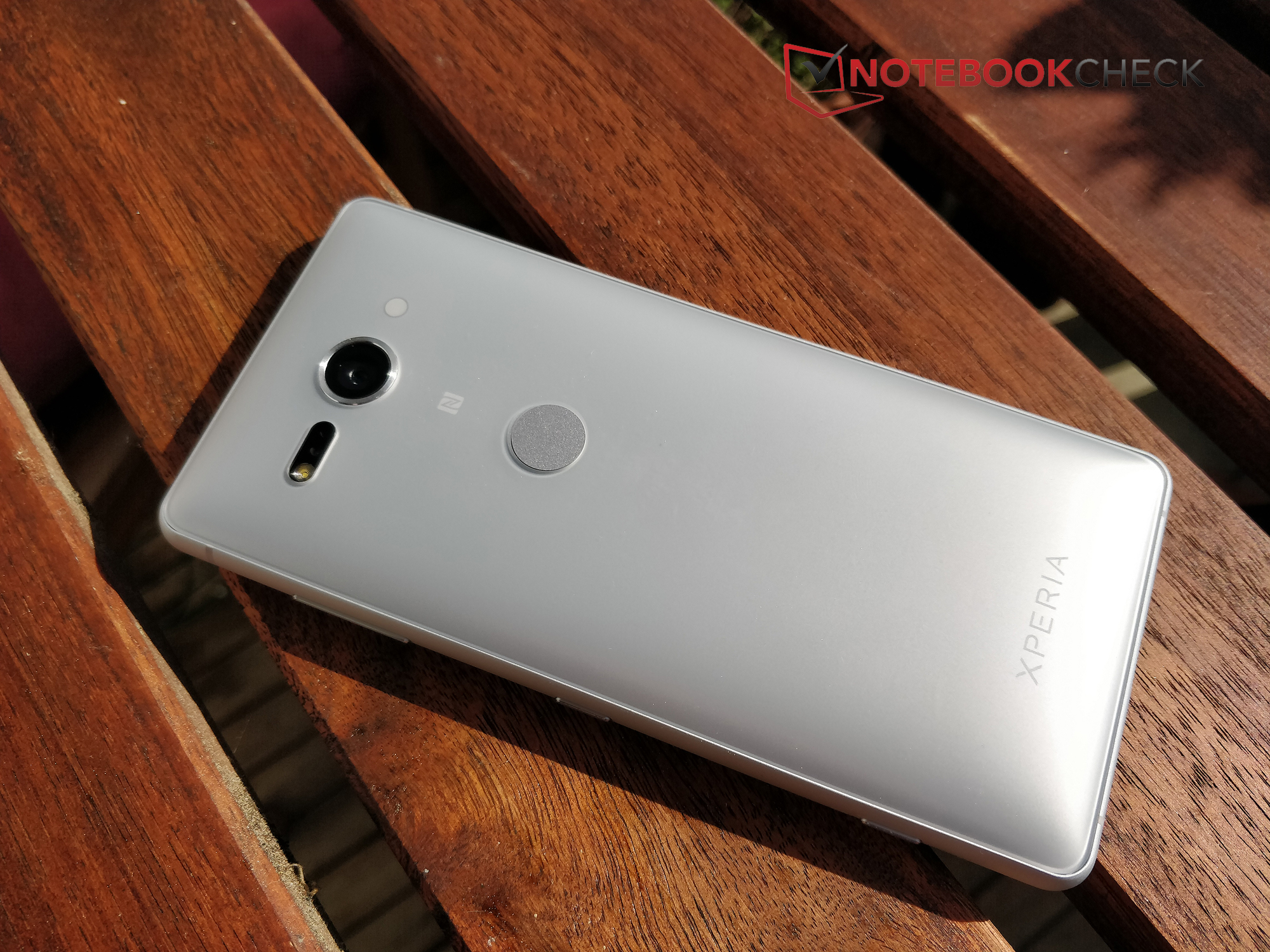 Sony Xperia XZ2 Compact Smartphone Review - NotebookCheck.net Reviews