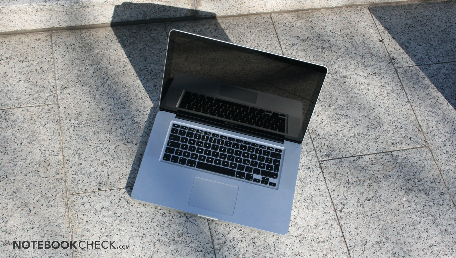 Review Apple MacBook Pro 15 Early 2011 (2.2 GHz quad-core, glare