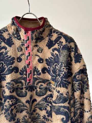 KAPITAL (キャピタル) ダマスク柄フリース スナップT（バージンマリア