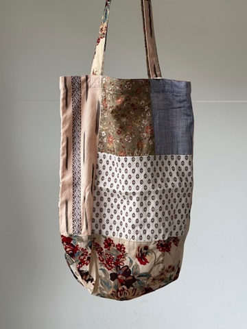 KAPITAL（キャピタル） パッチワークノベルTOTE BAG s.t.c｜洋服・小物