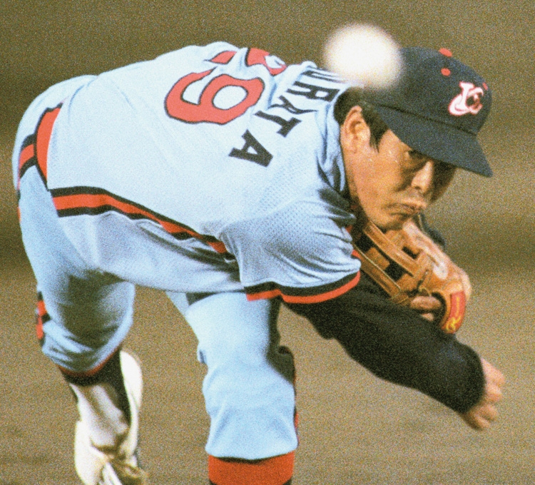 写真】ロッテオリオンズのマーク 「伝言ゲーム」で年々微妙に変化