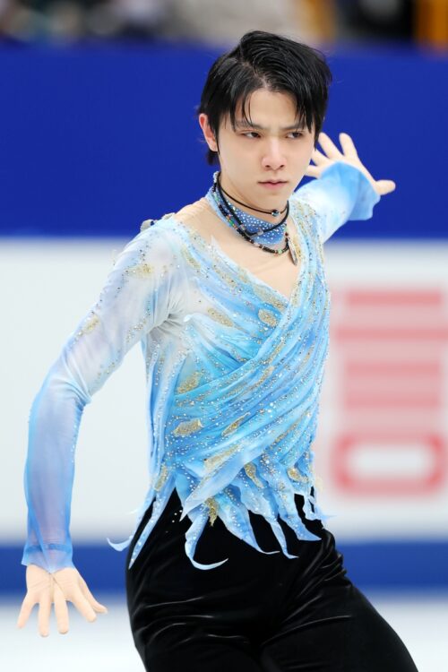写真】羽生結弦、幼少期の奇跡 教えられてもいない1回転半ジャンプを