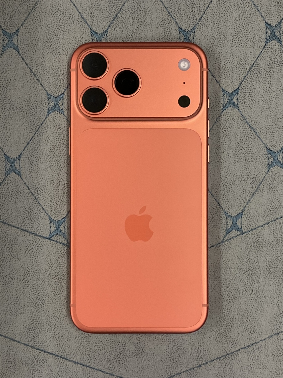 iPhone17proMAXがやってきました。 | 僧侶×写真家 高橋直暉