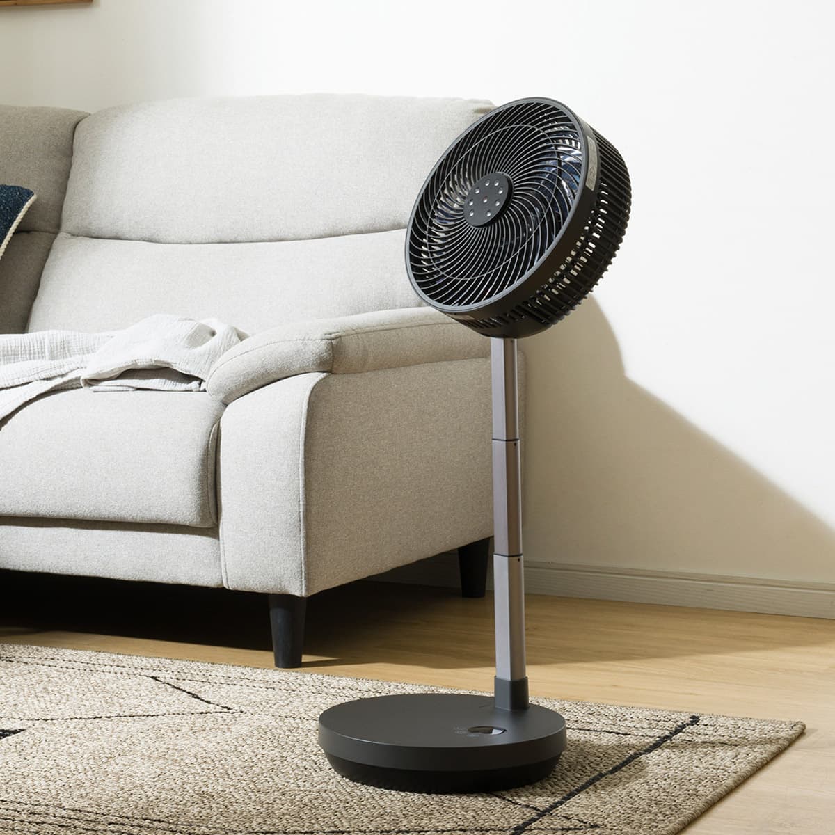 DCタイプ 折りたためるコードレス扇風機 (25cm FD03NG-BK) | ニトリ
