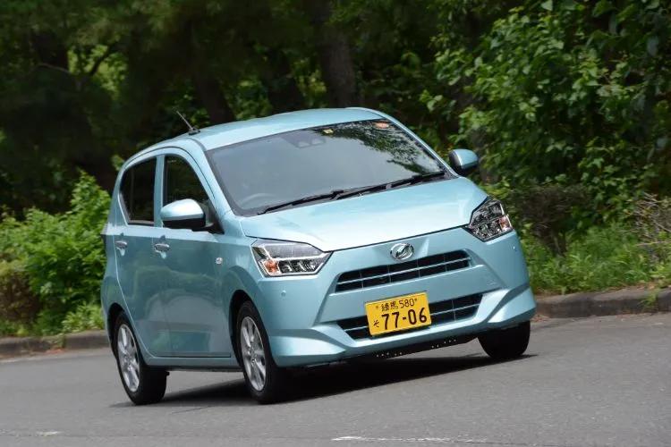 ミライースは最高値モデルでさえ約125万円という破格の軽自動車