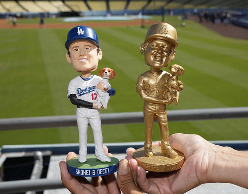 デイブ・ロバーツ監督 ボブルヘッド人形 ドジャース 未開封 デイブ