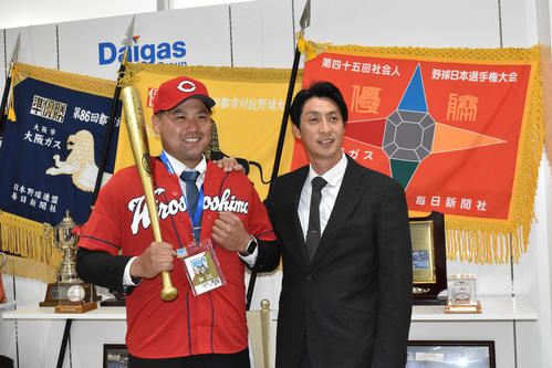 広島6位、大阪ガス末包昇大「1年目からチームの中心に」新婚もプロ