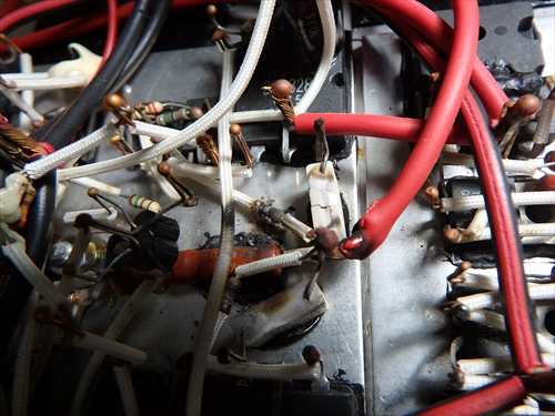 知名オーディオのアンプ