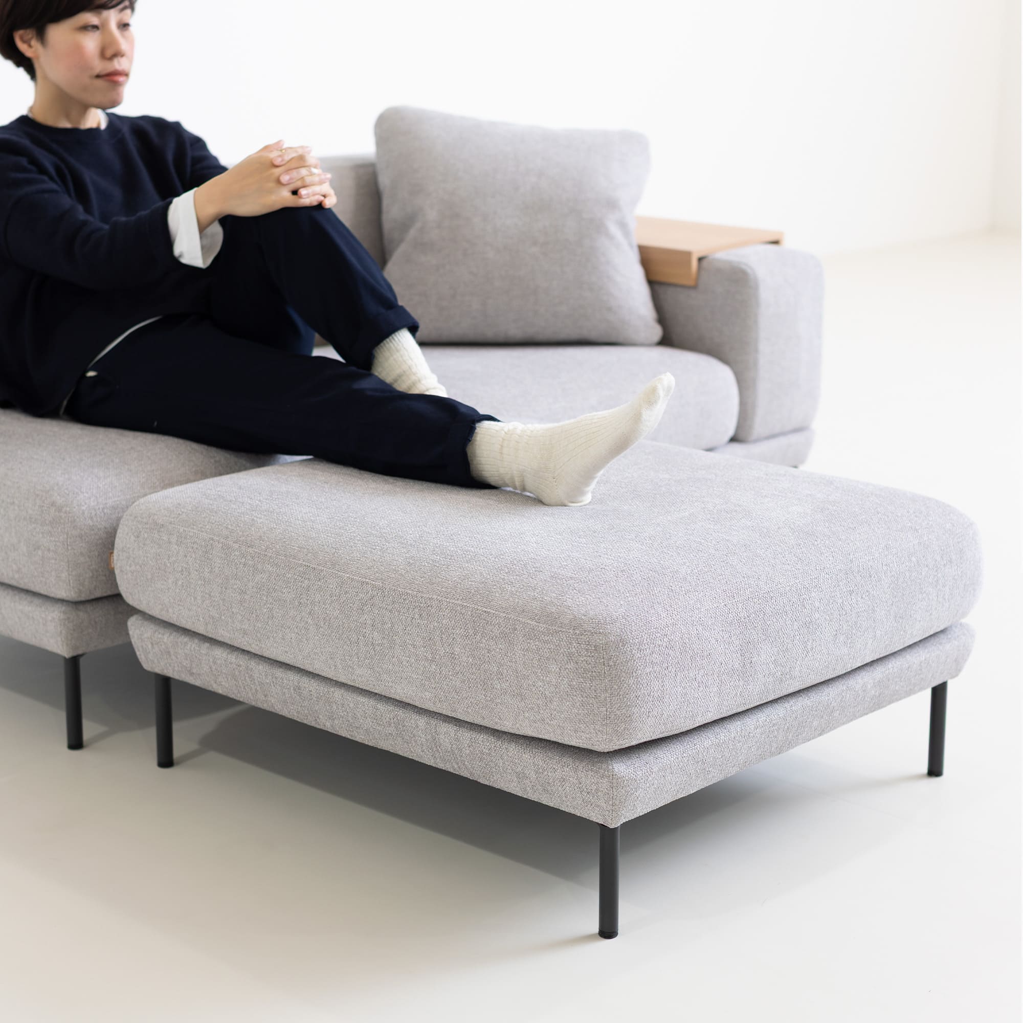 Decibel RE オットマン 製品詳細ページ | 国産ソファブランド NOYES